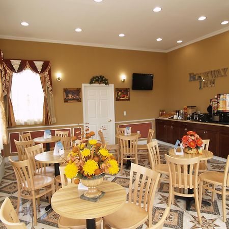 Parkway Inn Philadelphia Airport スプリングフィールド エクステリア 写真