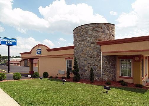 Parkway Inn Philadelphia Airport スプリングフィールド エクステリア 写真