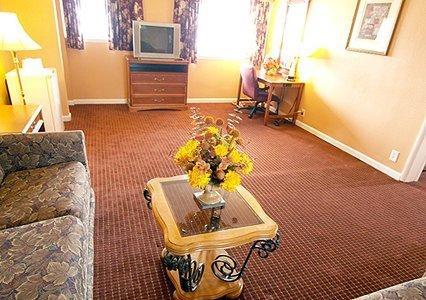 Parkway Inn Philadelphia Airport スプリングフィールド エクステリア 写真